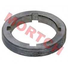 Rear Axle Bearing Retainer